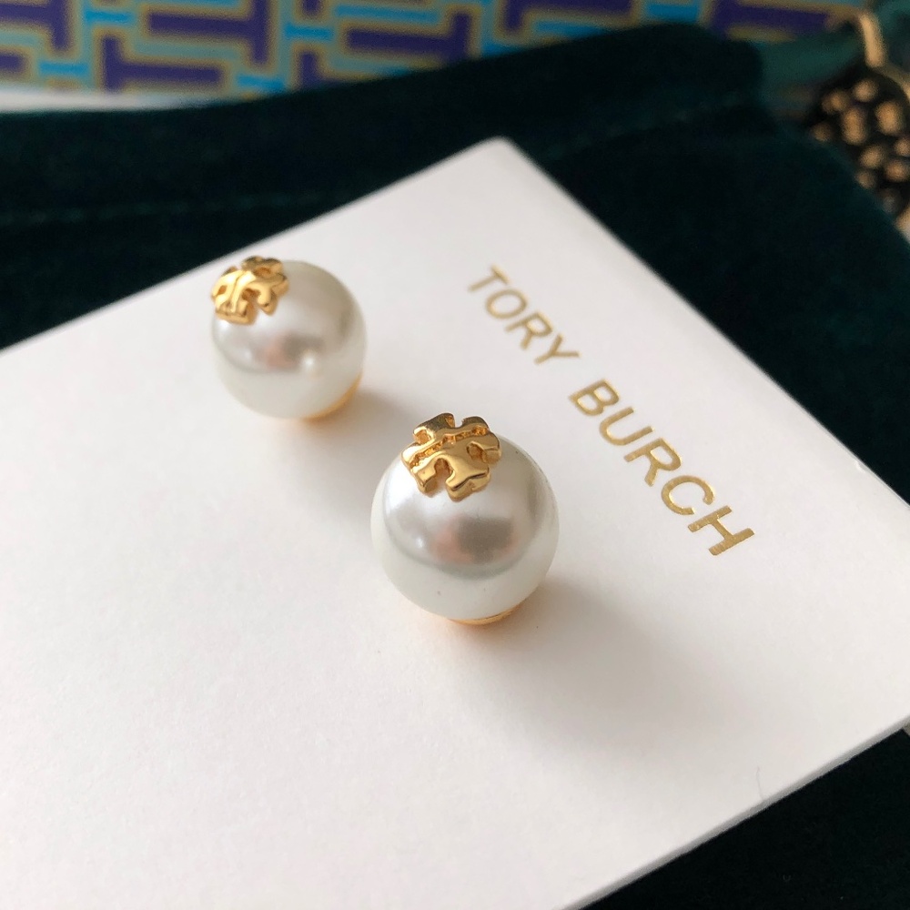 Tory Burch Pearl earrings